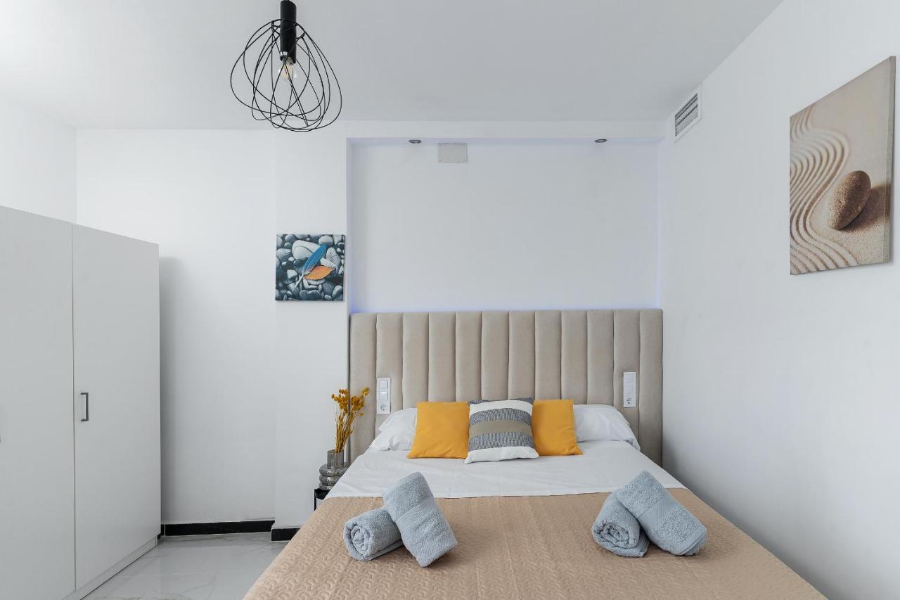 Apartamento La Roca Chica Torremolinos Exterior foto